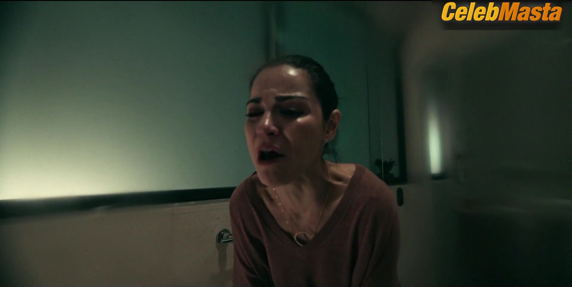 Maria Fernanda Yepes ’ Breasts Scene In Dark Desire - Photo 2 of 5 photo 4