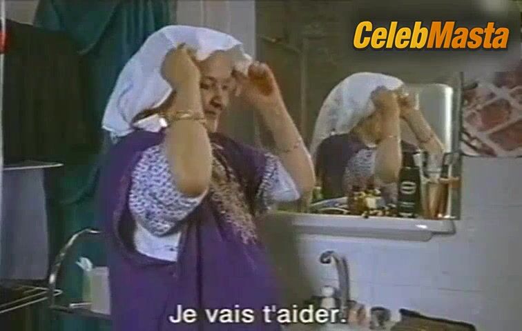 Cecile De France ’s Tits Scene From Le Mariage En Papier - Photo 1 of 5