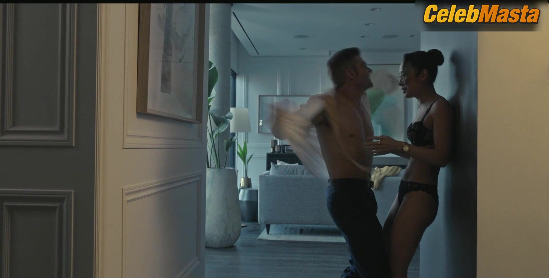 Li Jun Li ’s Underwear Scene In Sex/life - Photo 2 of 5 photo 4