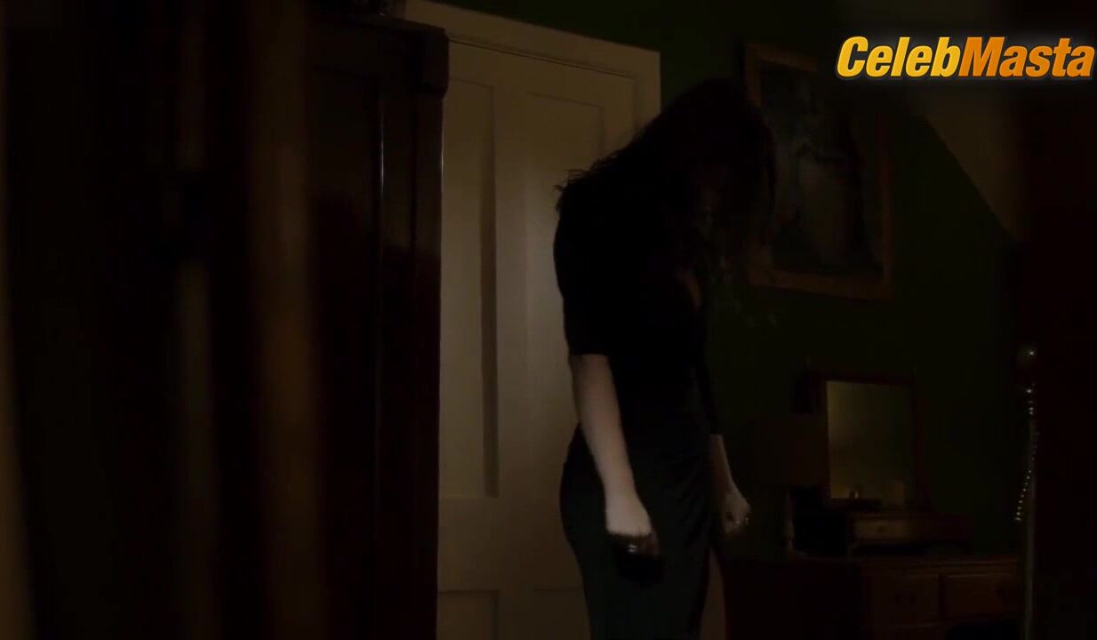 Katharine Isabelle ’s Ass, Tits Scene In The Green Sea - Photo 1 of 5 photo 2