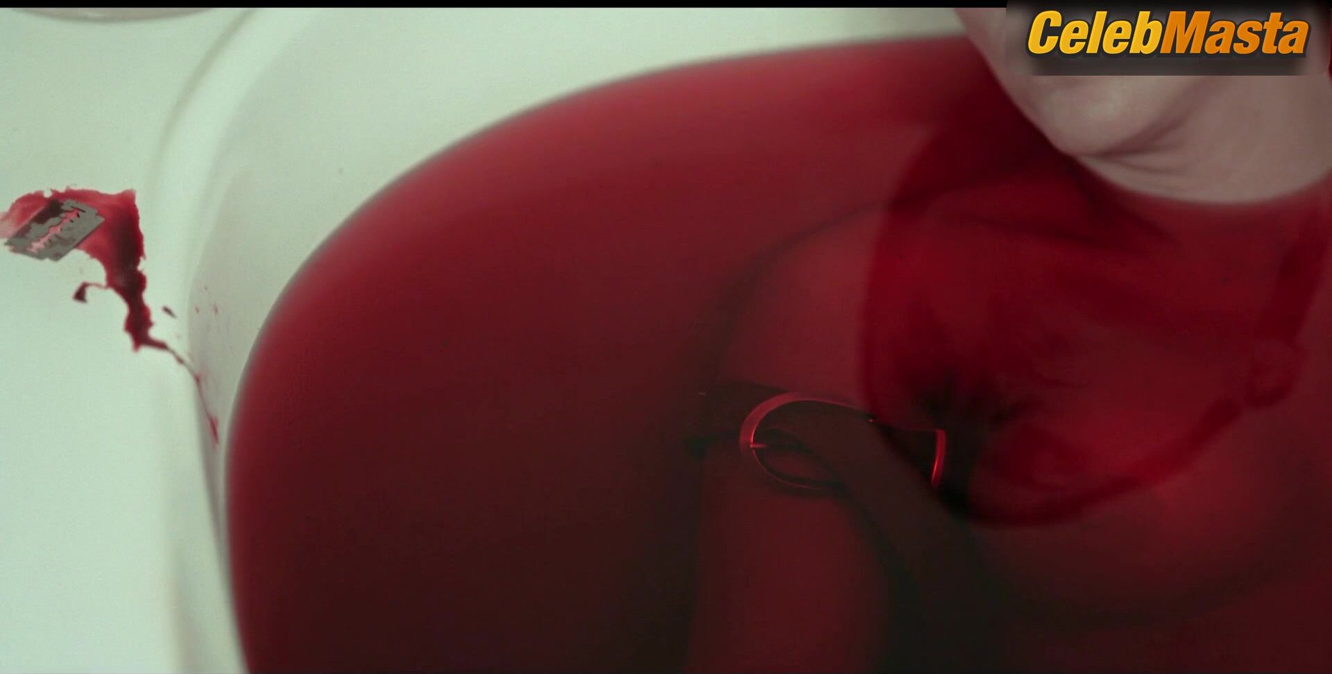 Maria Fernanda Yepes Reveals Boobs Scene In Dark Desire - Photo 2 of 5 photo 5