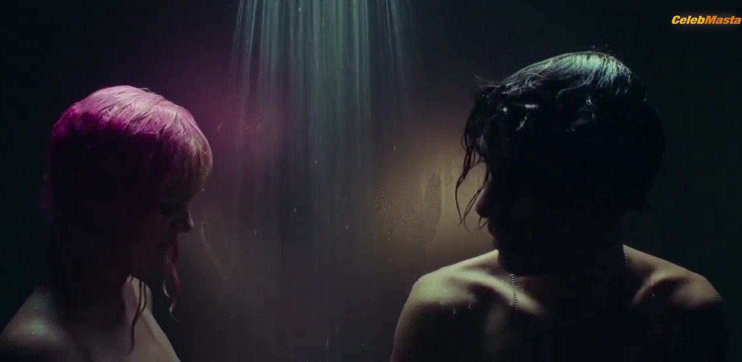 Helena Mattsson Boobs Scene In The Persian Connection - Photo 1 of 5 photo 2