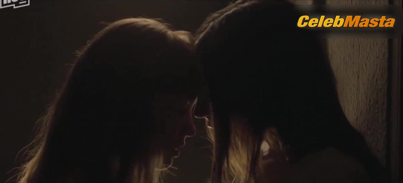 Antje Traue Laura Schuhrk And ’s Lesbian Scene - Photo 2 of 5 photo 4