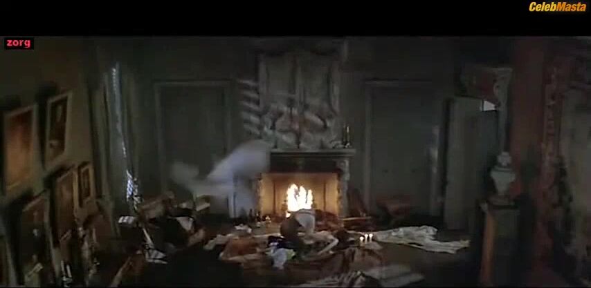 Juliette Binoche ’s Tits, Bush Scene From The Horseman - Photo 2 of 5 photo 1