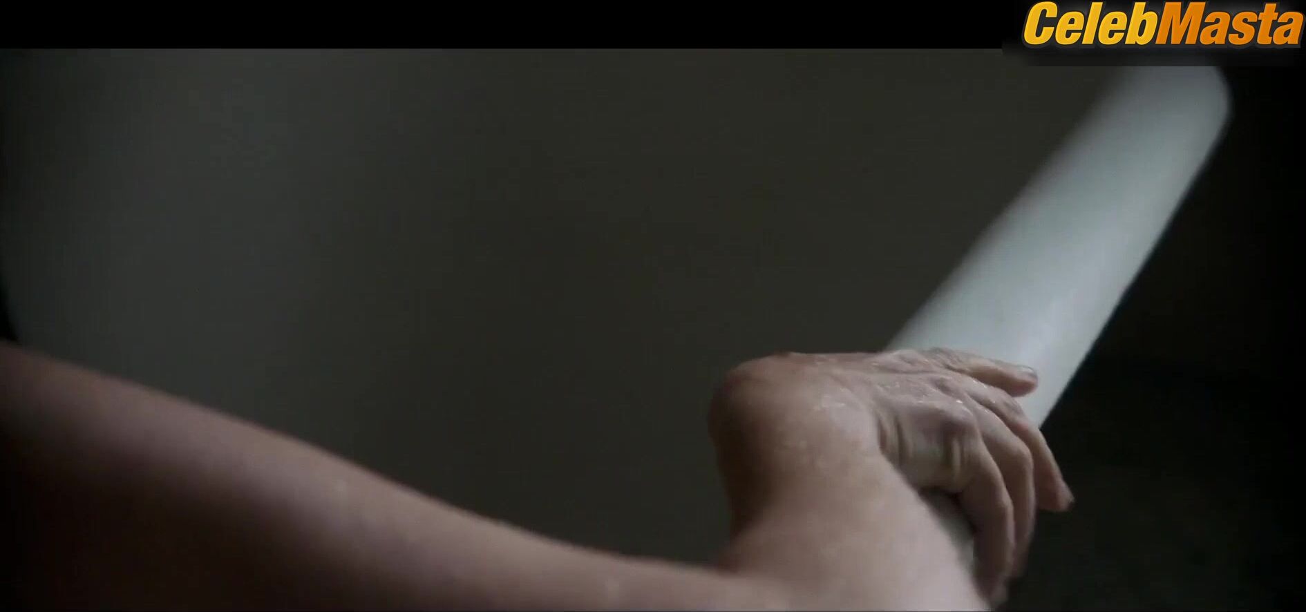 Ludivine Sagnier Tits Scene In La Ruche - Photo 1 of 5 photo 5