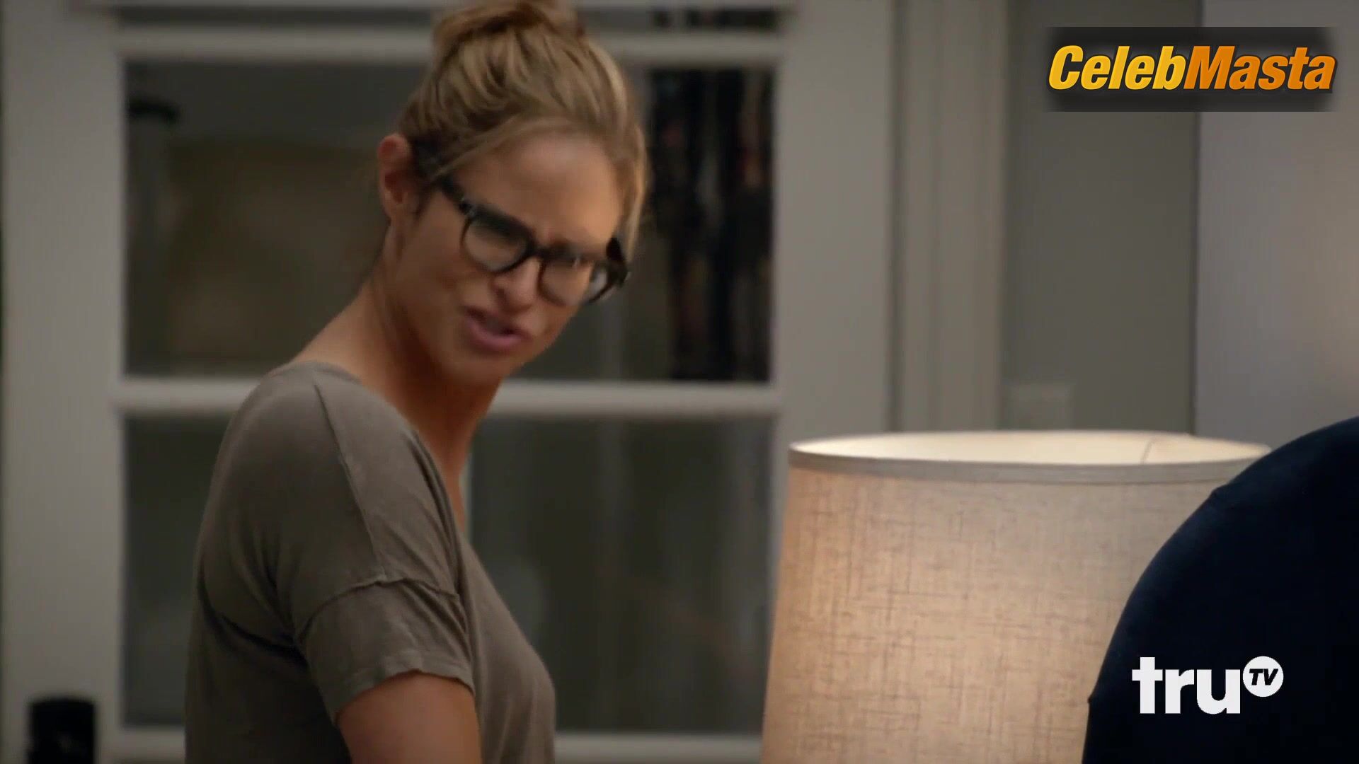 Andrea Savage Flaunts Hot Scene In I’m Sorry - Photo 2 of 5 photo 5