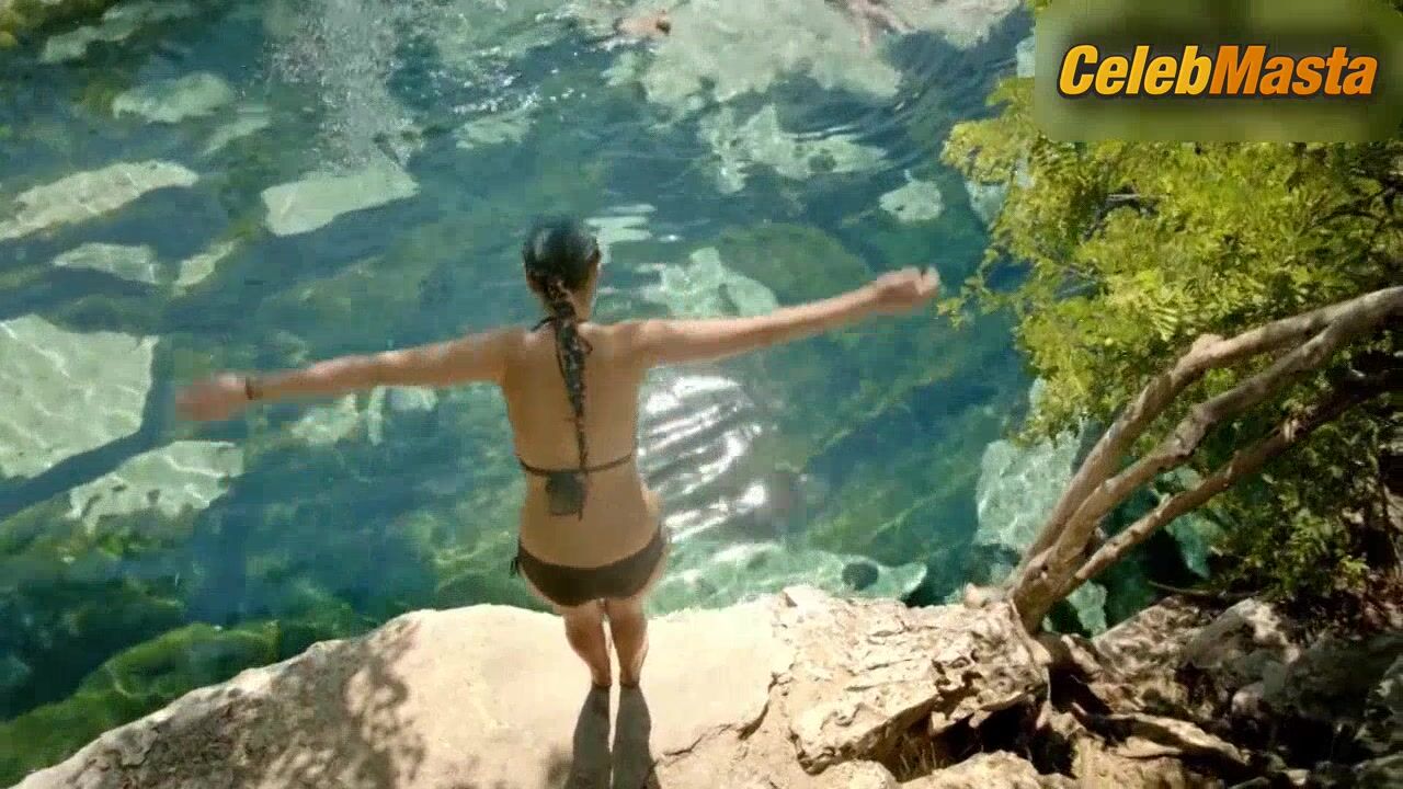 Sandra Echeverria Swimsuit Scene From Change Of Route - Photo 2 of 5 photo 1