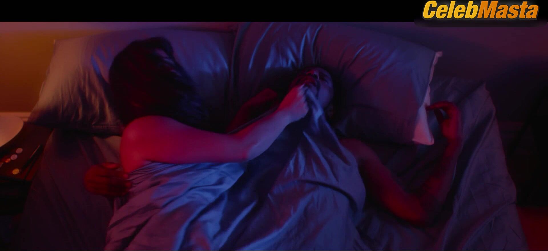 Gina Rodriguez Underwear Scene In Someone Great Movie - Photo 2 of 5 photo 5