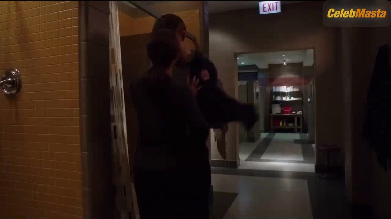 Monica Raymund Reveals Cleavage Scene In Chicago Fire - Photo 1 of 5 photo 4