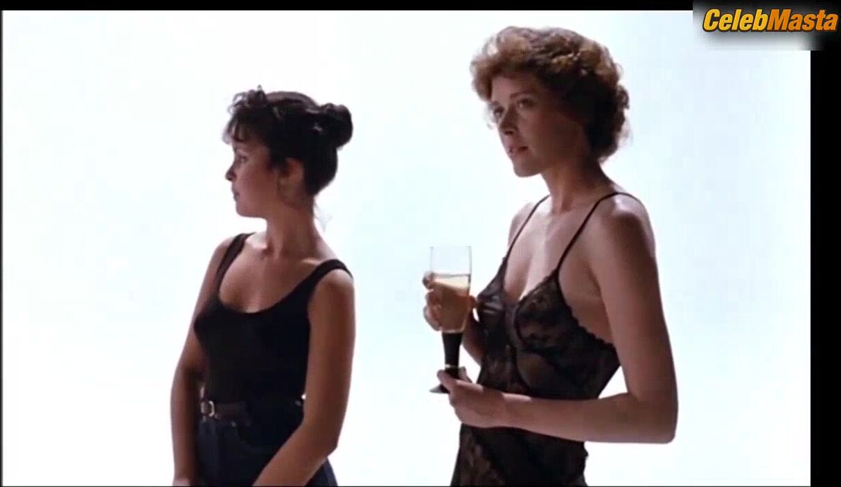 Sylvia Kristel ’s Tits Scene From Emmanuelle Iv - Photo 1 of 5