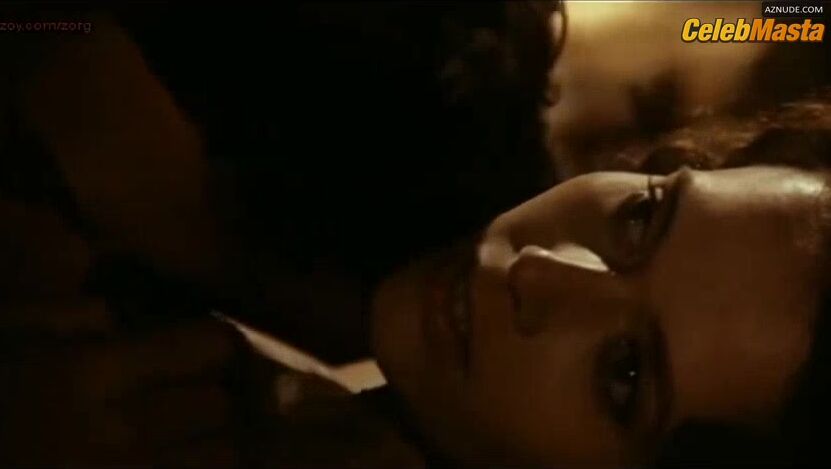 Sylvia Kristel Tits And Bush Scene From Une Femme Fidele - Photo 1 of 5