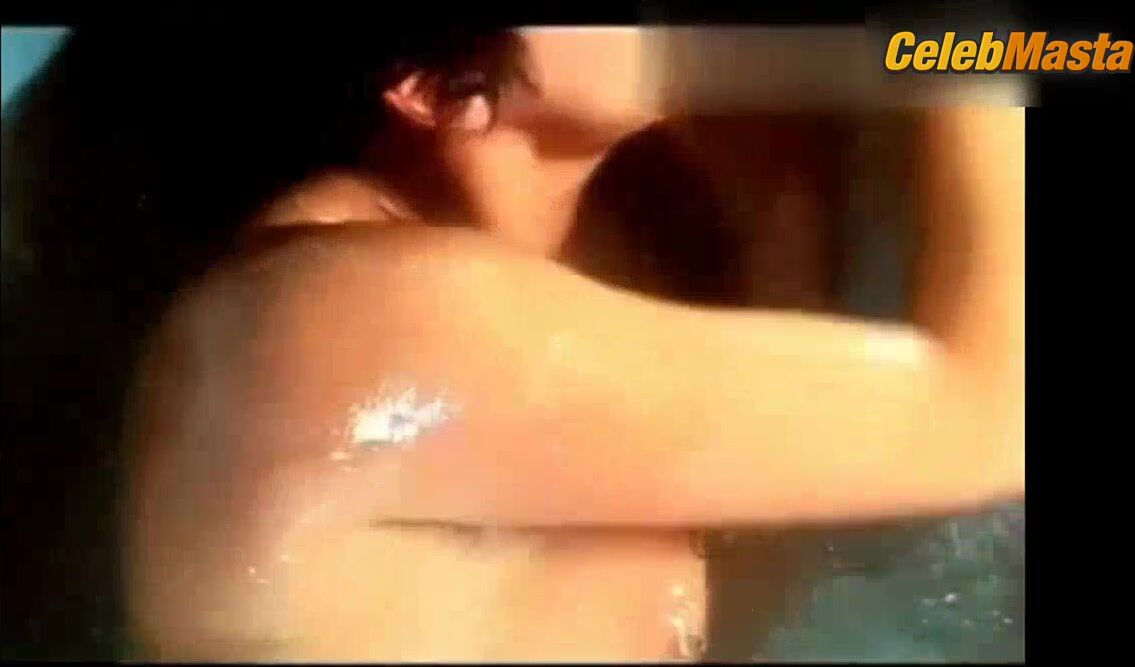 Emma Thompson ’s Sexy Scene From The Winter Guest - Photo 1 of 5