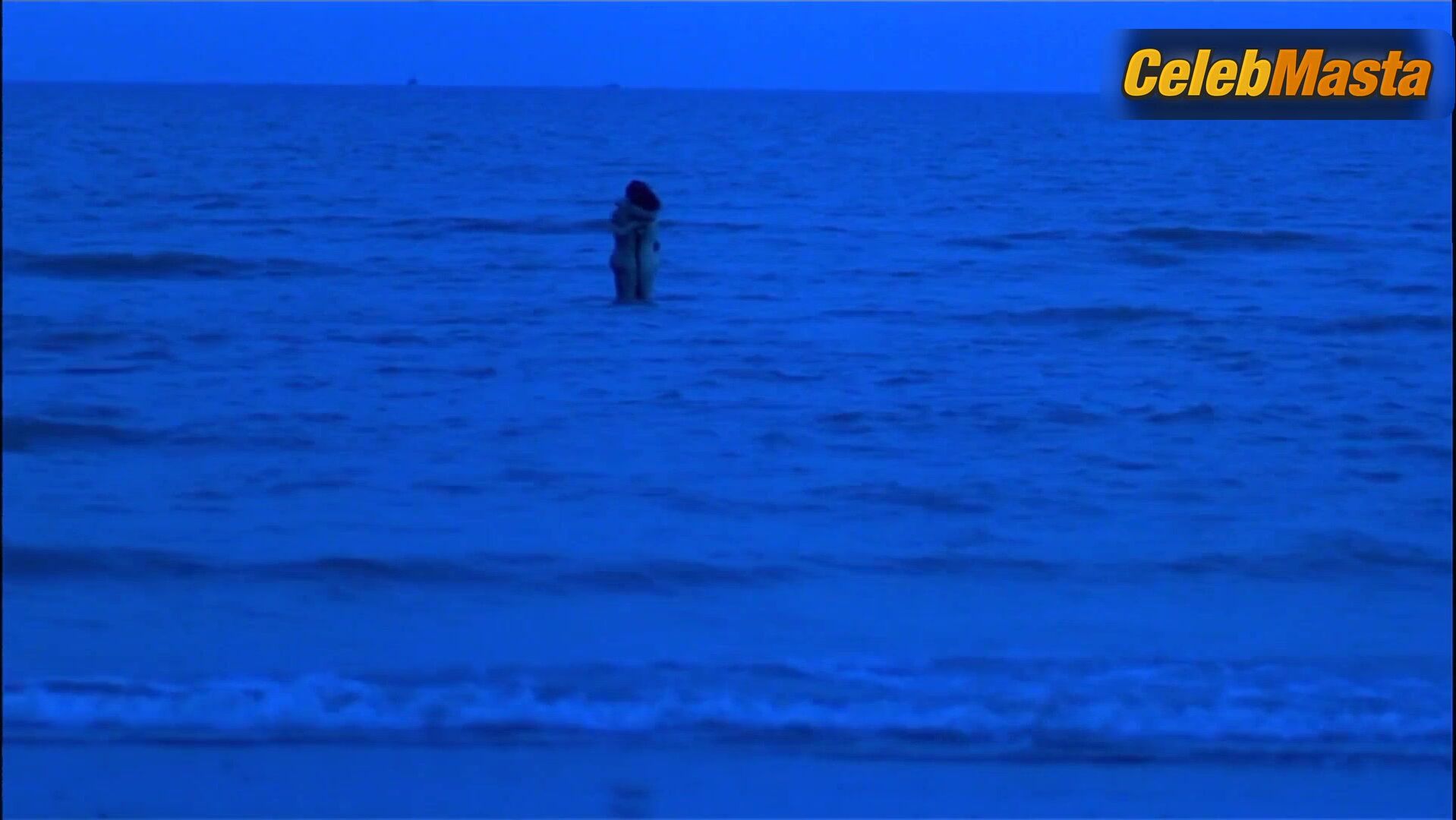 Diane Keaton Booty Scene In Reds - Photo 2 of 5 photo 4