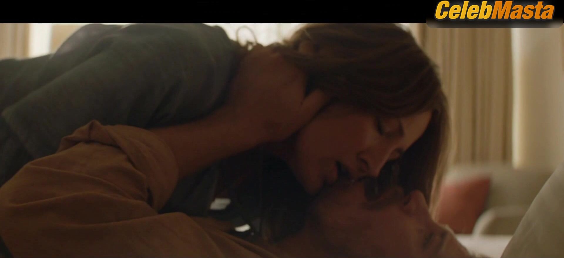 Kelly Macdonald Reveals Nude Scene In Dirt Music - Photo 1 of 5 photo 5