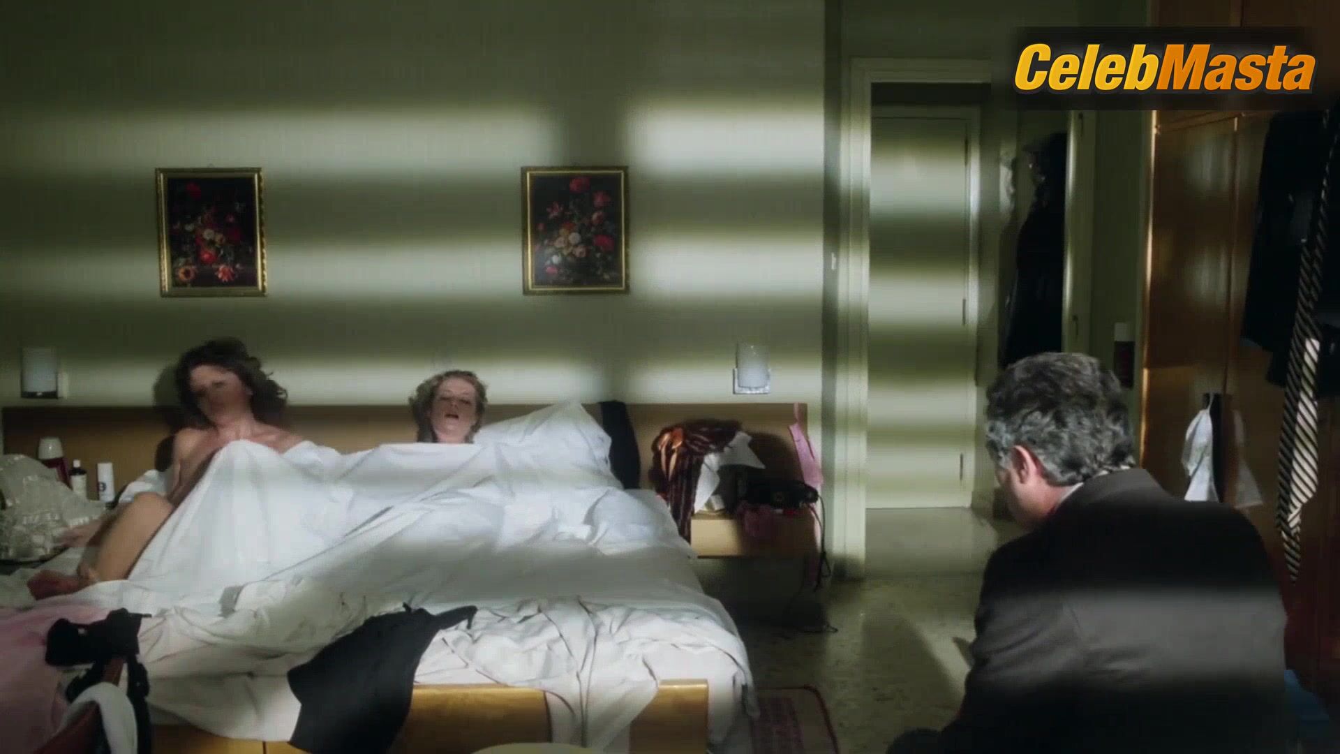 Isabelle Huppert Silvia Nebbia And ’s Lesbian, Ass - Photo 2 of 5