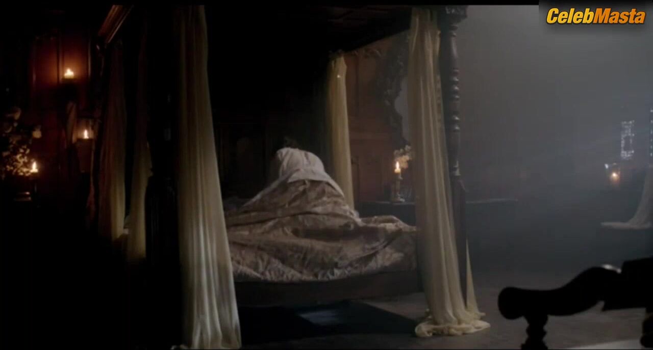 Eleanor Tomlinson ’s Sexy Scene From The White Queen - Photo 2 of 5 photo 4