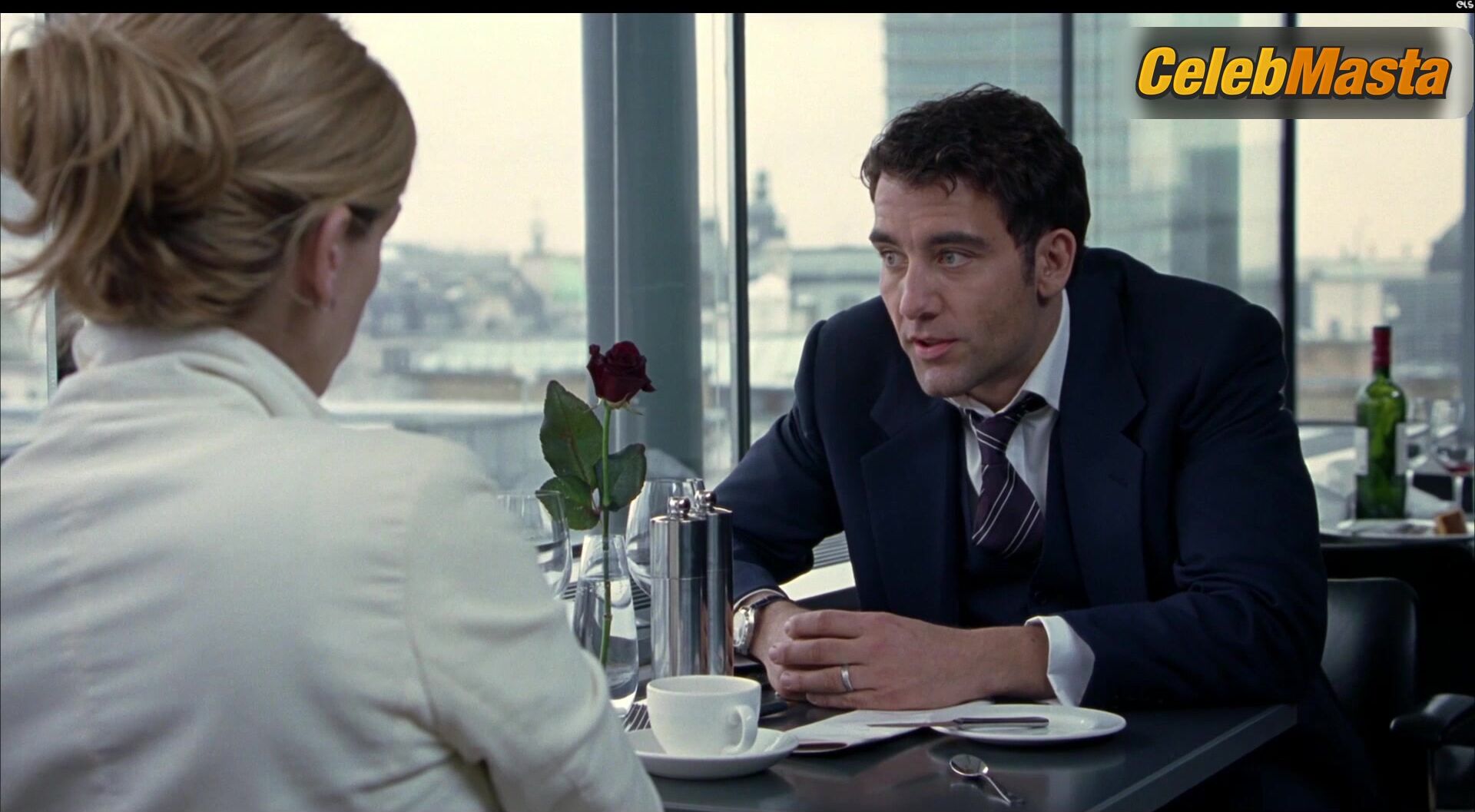 Julia Roberts Hot Scene In Closer - Photo 2 of 5 photo 1