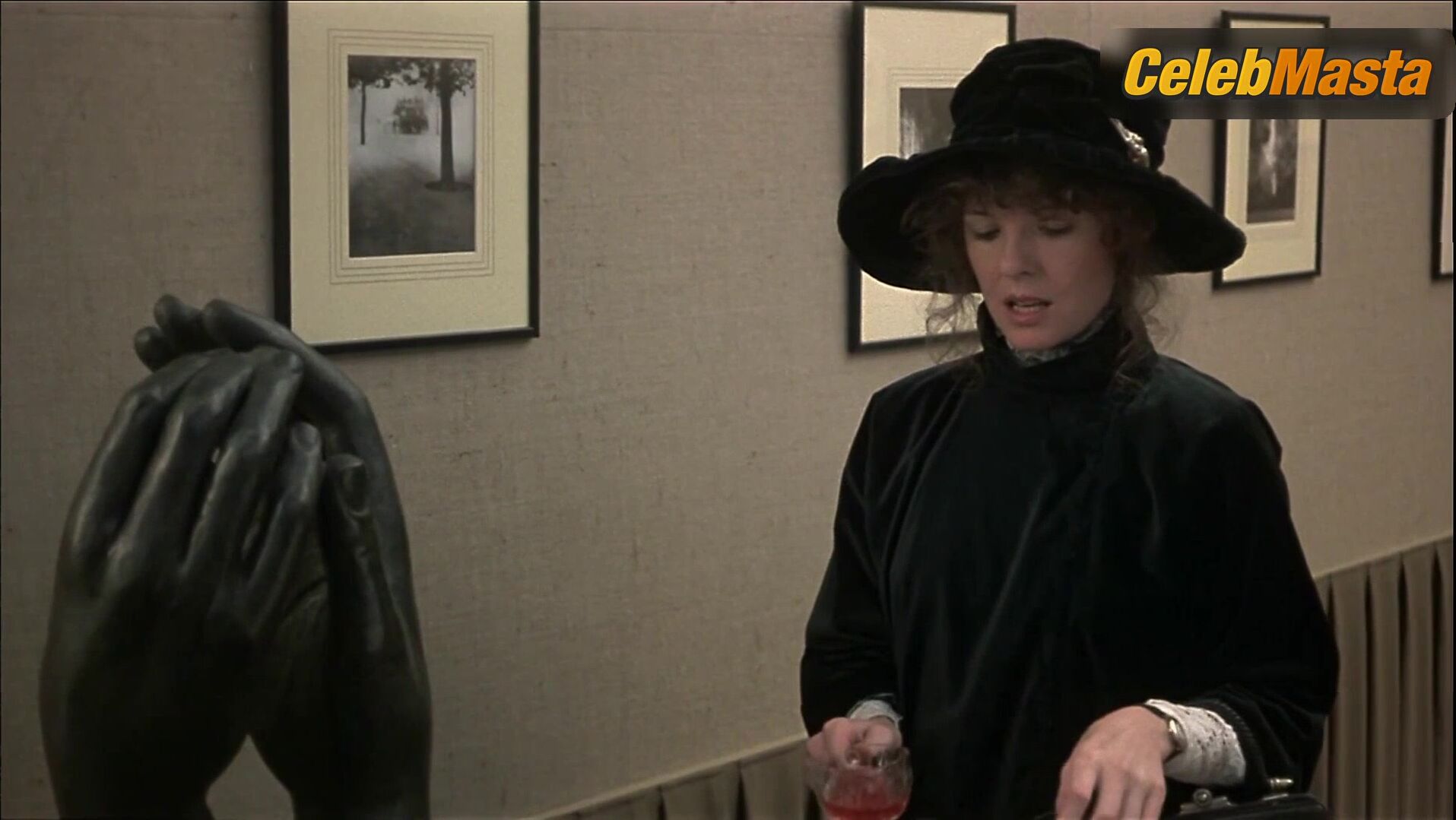 Diane Keaton ’s Ass Scene From Reds - Photo 1 of 5 photo 2