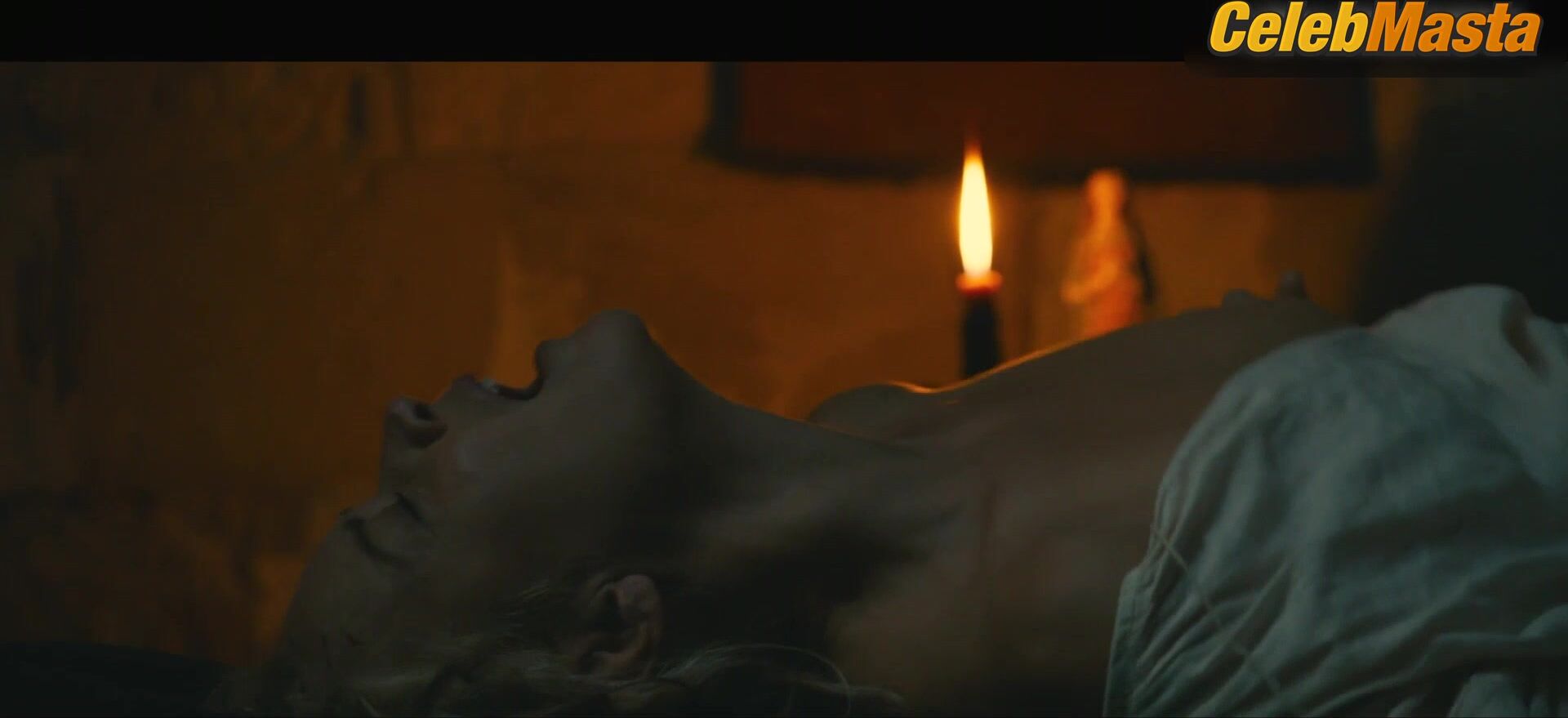 Daphne Patakia Virginie Efira And Bare Boobs, Butt Scene In - Photo 2 of 5 photo 5