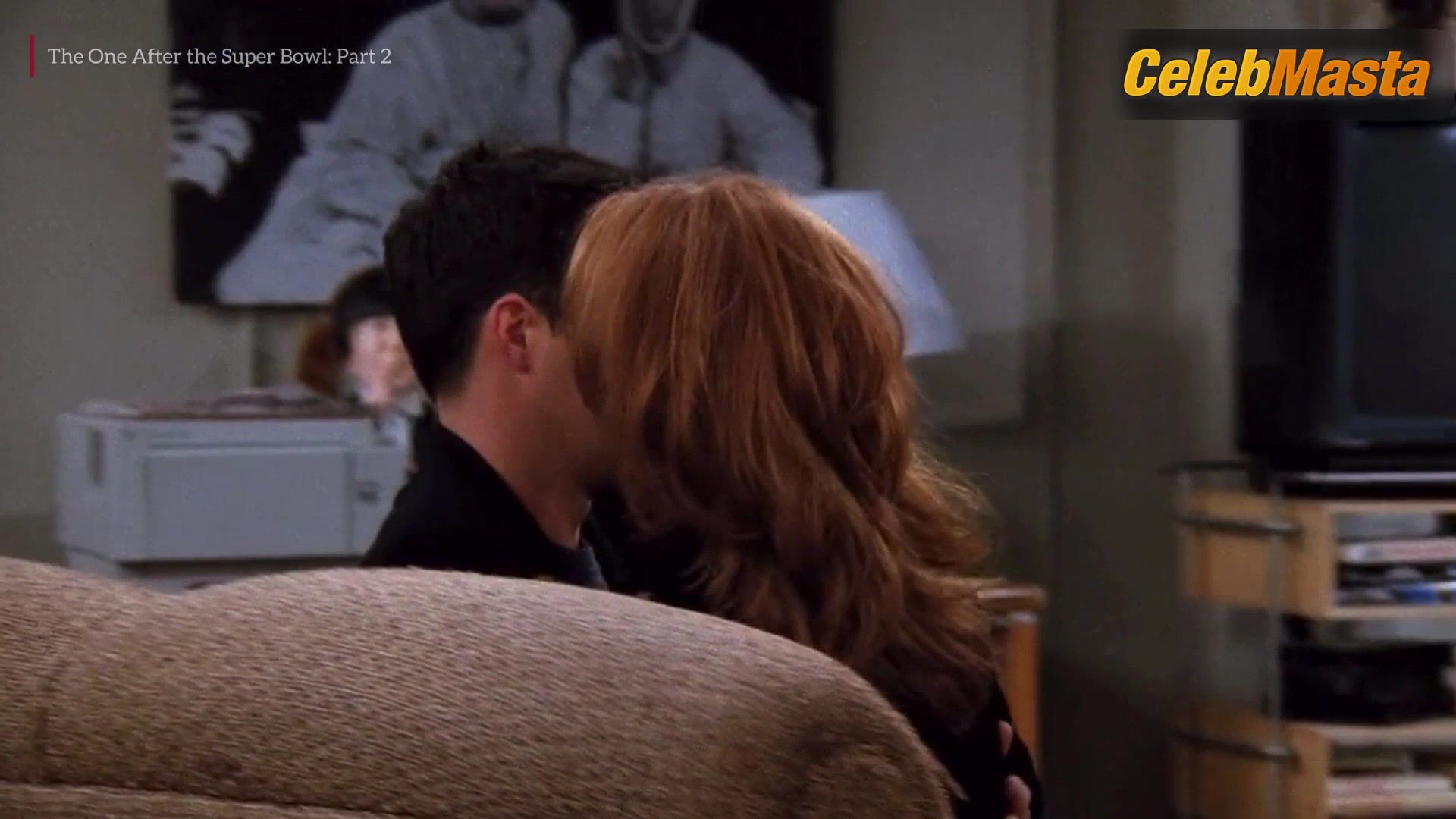 Julia Roberts Flaunts Thong In Friends Underwear Scene - Photo 2 of 5