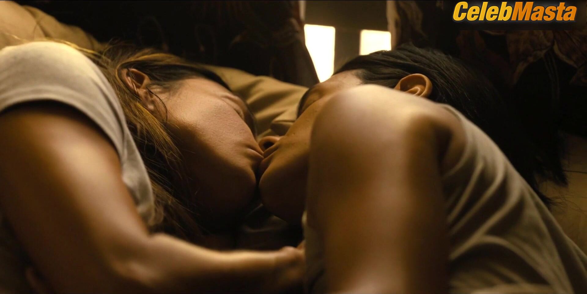 Genesis Rodriguez Laysla De Oliveira And Lesbian Sex Scene In - Photo 1 of 5 photo 4