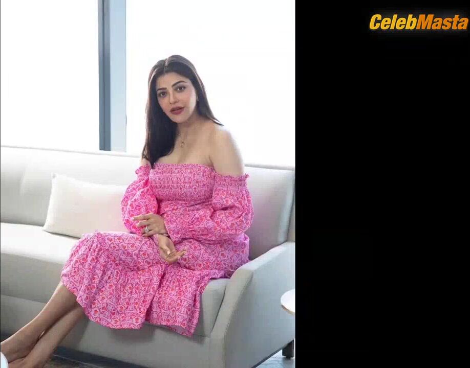 Kajal Agarwal Tits Scene, Hot Sexy Bold In January June - Photo 1 of 5