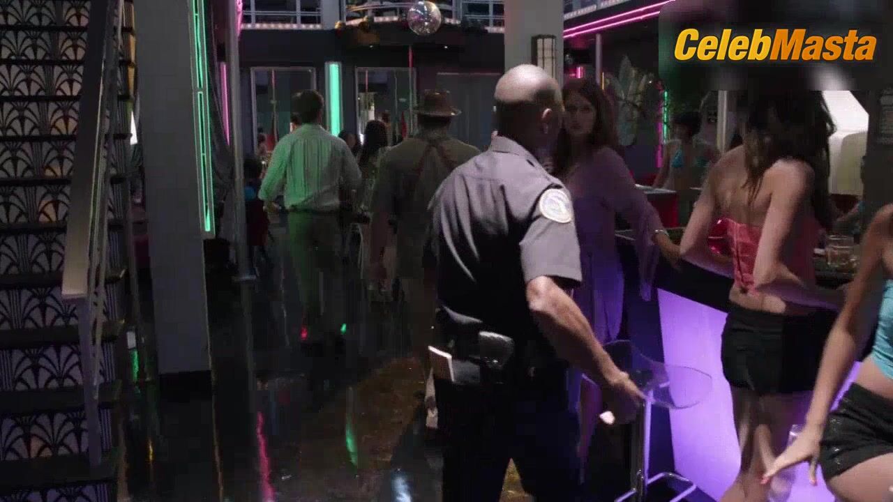 Christine Nguyen Naked Scene From Dexter - Photo 2 of 5