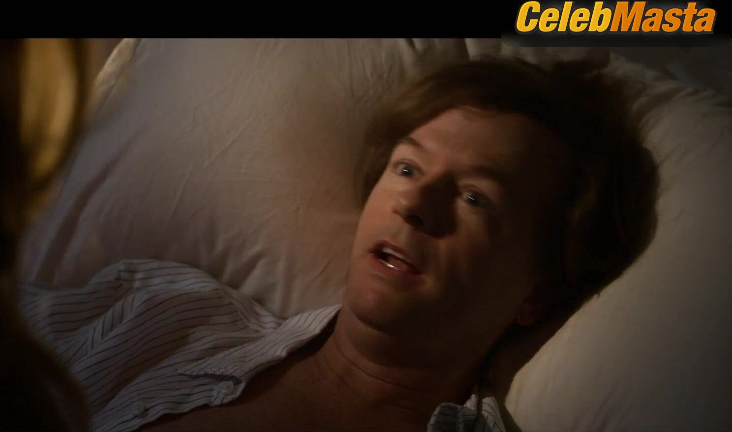 Lauren Lapkus Sarah Chalke And Sexy Scene From The Wrong - Photo 3 of 5 photo 1