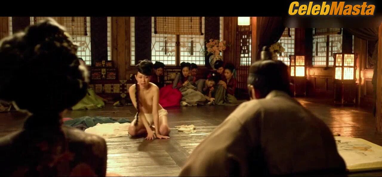 Lee Yoo-young Naked Scene From The Treacherous - Photo 1 of 5 photo 5