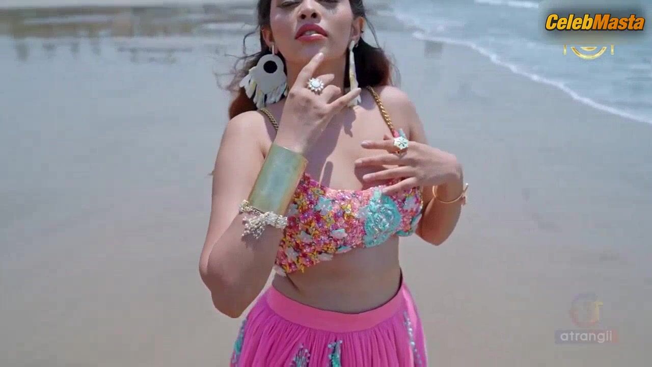 Aditi Jain Muskaan Mohnot, Gargi Shirurkar And Flaunt - Photo 1 of 5 photo 2