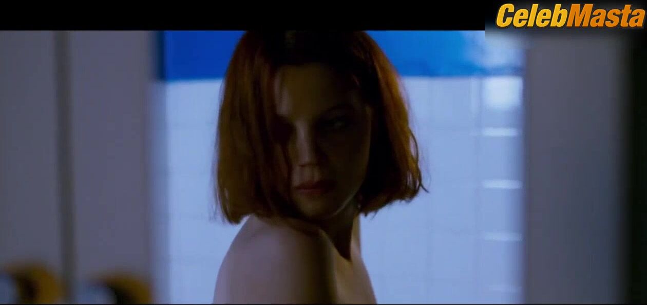 Solene Rigot Tits Scene From Orphan - Photo 2 of 5