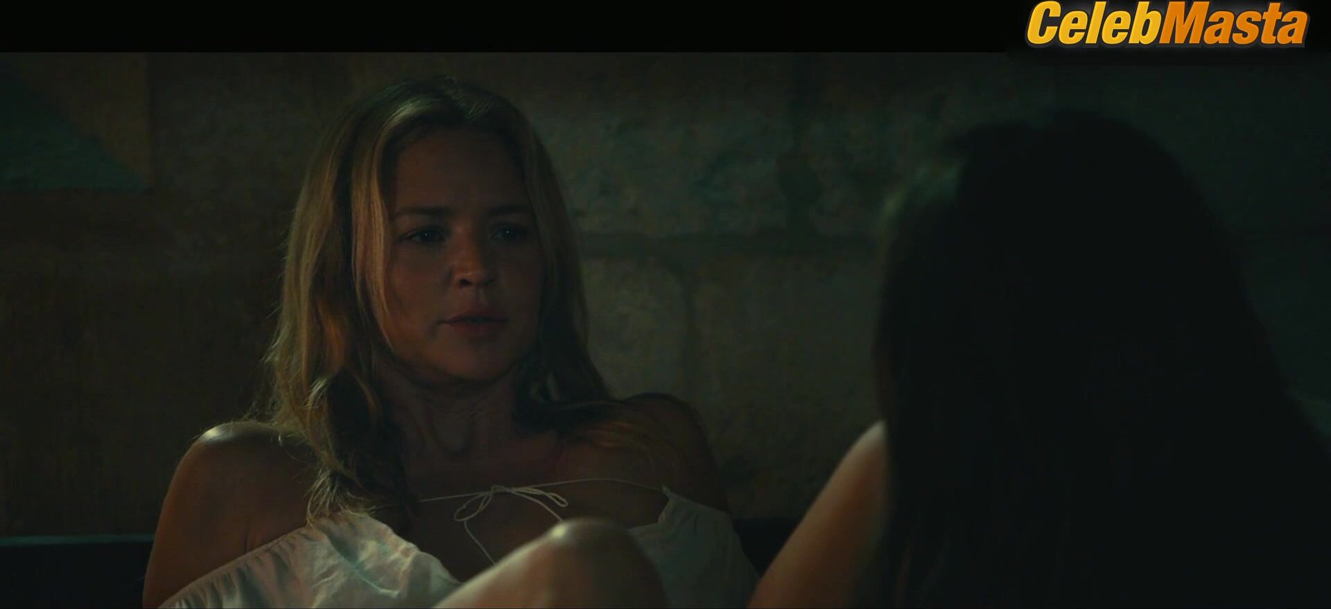 Daphne Patakia Virginie Efira And Show Boobs, Lesbian Scene - Photo 2 of 5