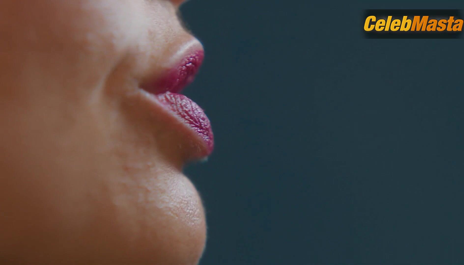 Camila Pitanga ’s Boobs Scene In Scars Of Beauty - Photo 1 of 5 photo 2