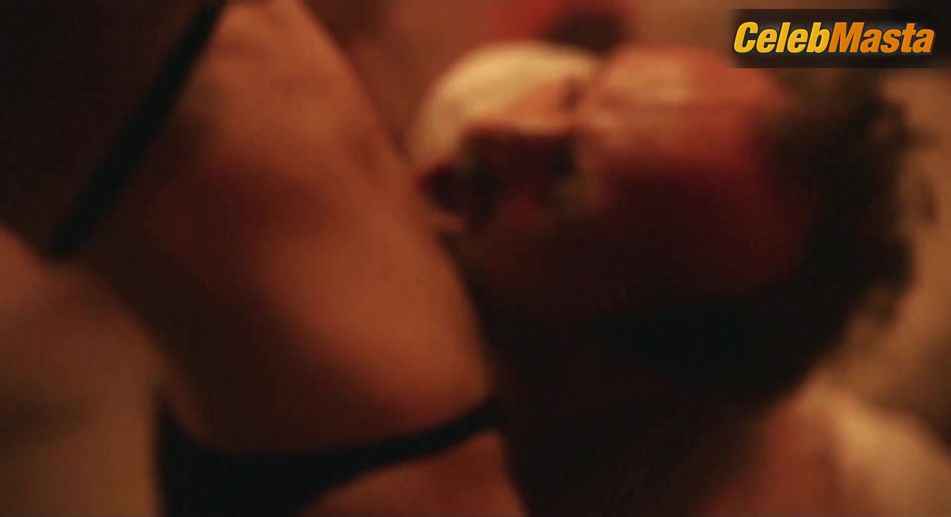 Paulina Galazka Tits, Underwear Scene From Warszawianka - Photo 5 of 5 photo 1