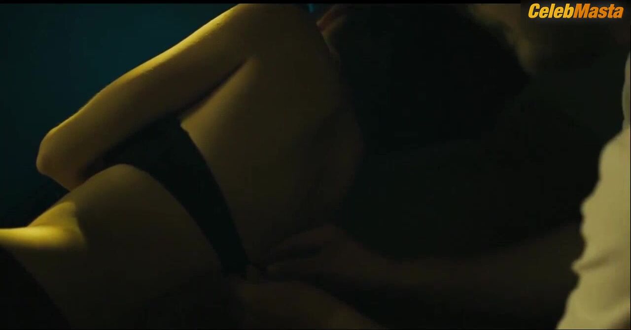 Paulina Galazka Tits Scene From A Young Man With High - Photo 2 of 5 photo 5