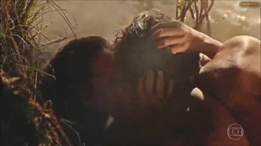 Camila Pitanga ’s Tits Scene From Velho Chico - Photo 2 of 5 photo 5