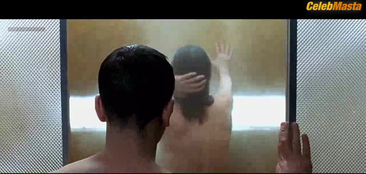 Emmanuelle Seigner Tits Scene From Corps A Corps - Photo 2 of 5 photo 5