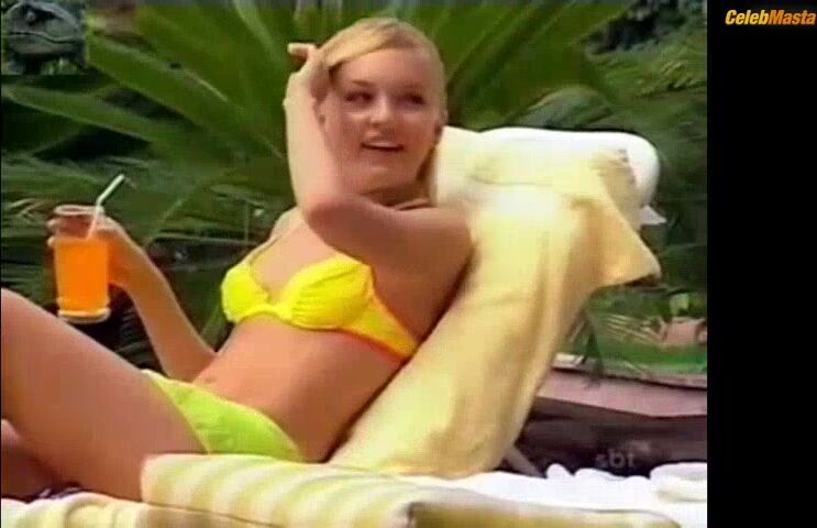 Angelique Boyer Swimsuit Scene From Rebelde - Photo 1 of 5 photo 5