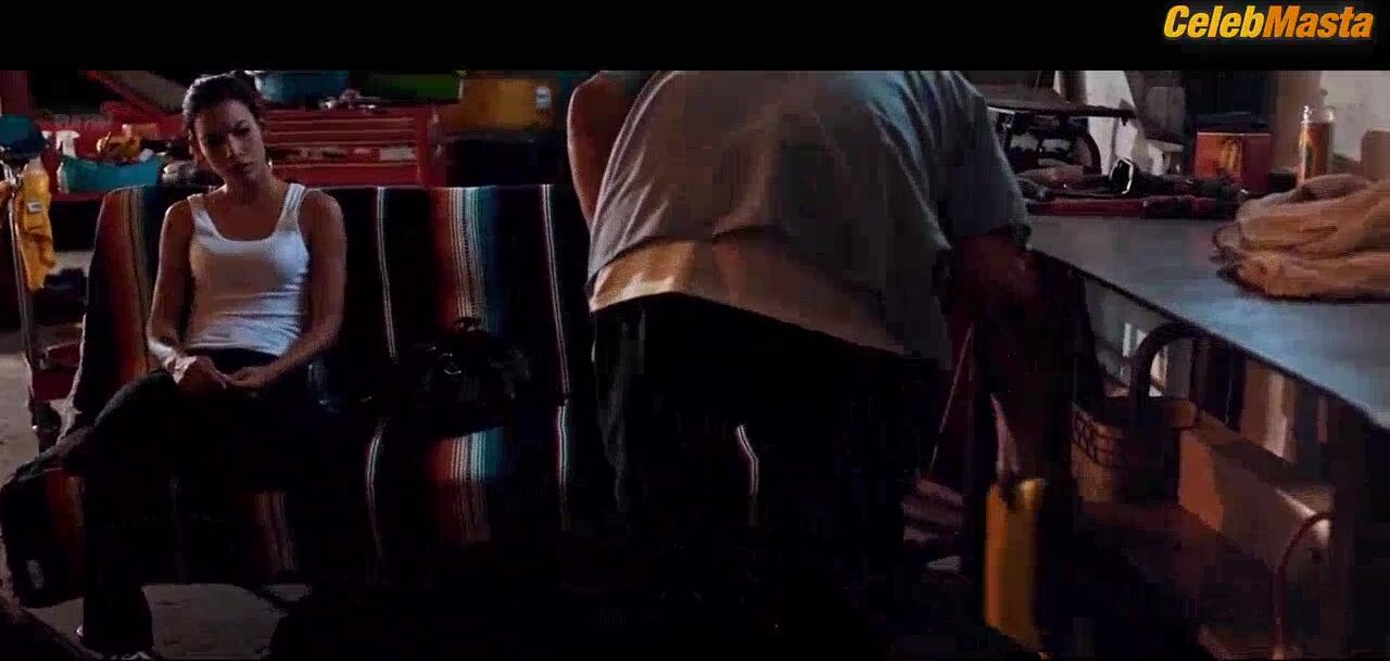 Danay Garcia ’s Tits Scene From Avenge The Crows - Photo 3 of 5 photo 1