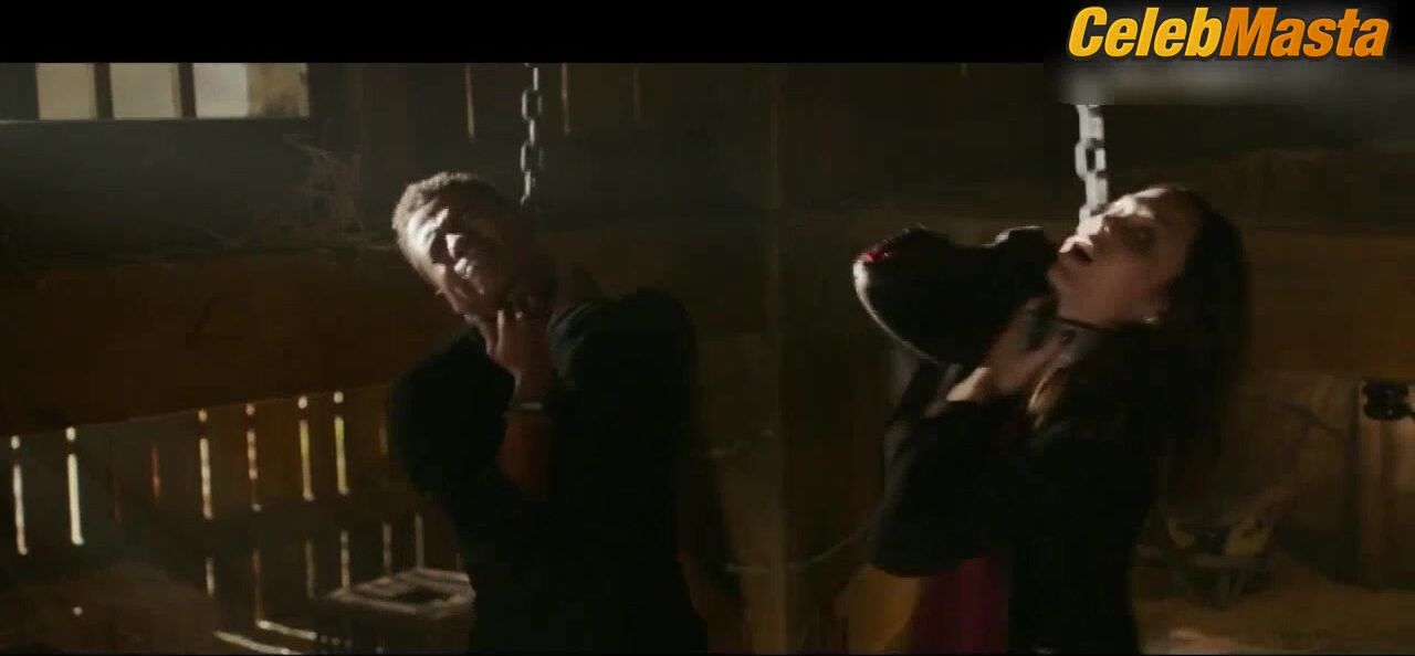 Brittany Allen ’s Sexy Scene From Jigsaw - Photo 3 of 5 photo 2