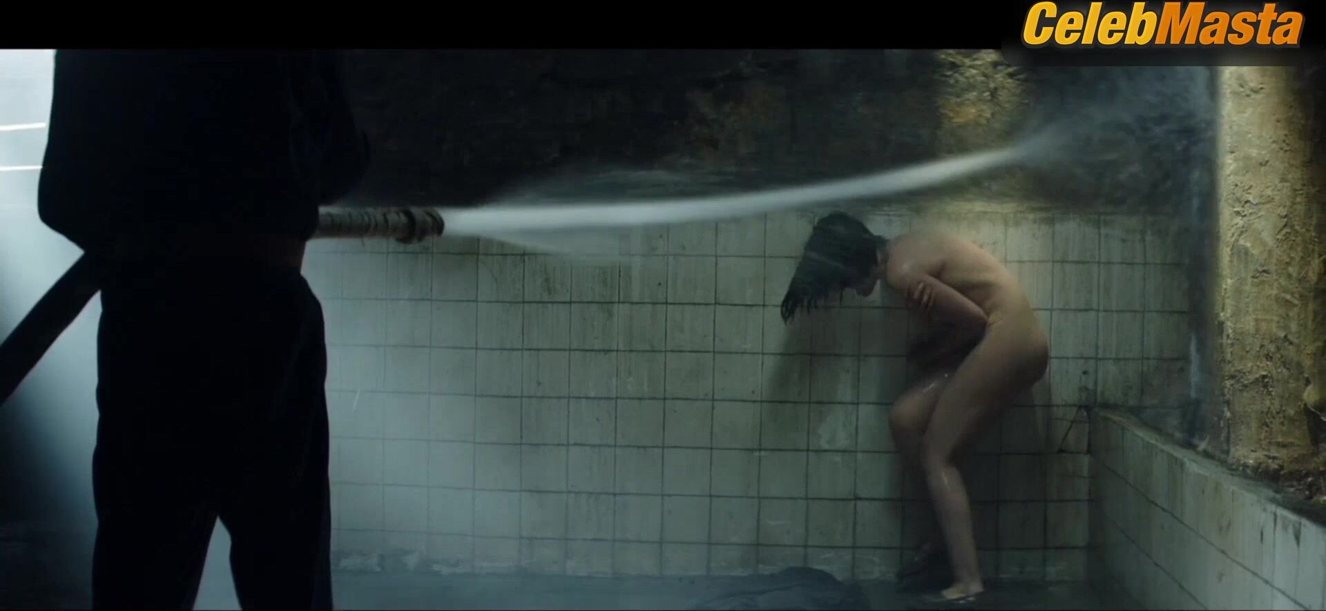 Maria Valverde ’s Tits, Ass Scene In Guernica - Photo 1 of 5 photo 4