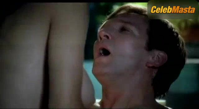 Julia Benson Tits Scene From Masters Of Horror - Photo 1 of 5 photo 5
