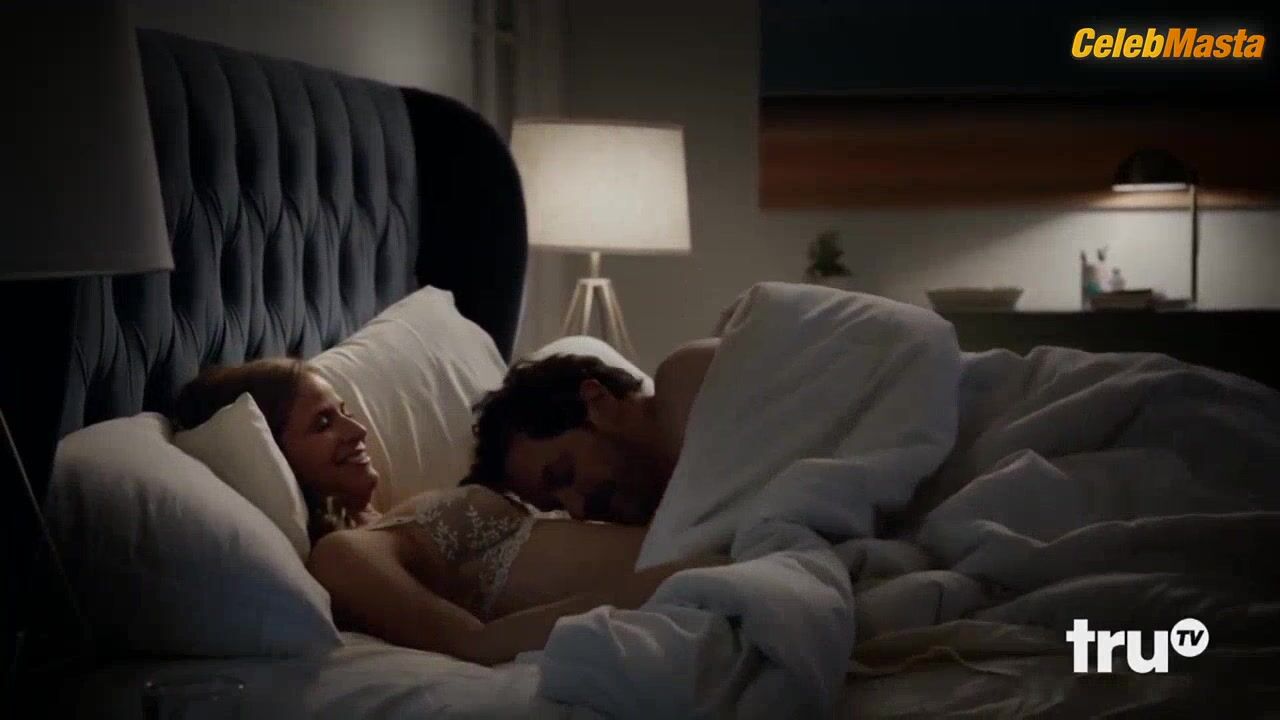 Andrea Savage ’s Booty, Tits Scene In I’m Sorry - Photo 2 of 5