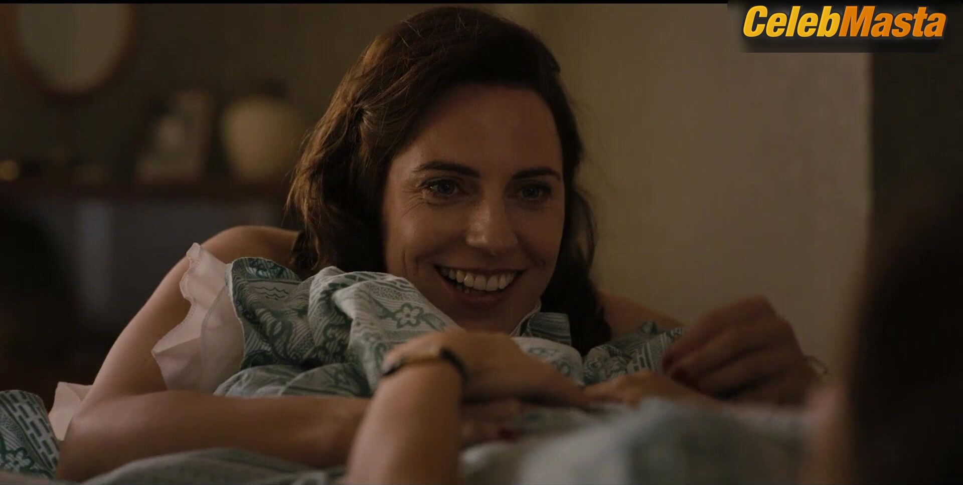 Antje Traue Luise Heyer And ’s Lesbian Scene From - Photo 1 of 5 photo 4