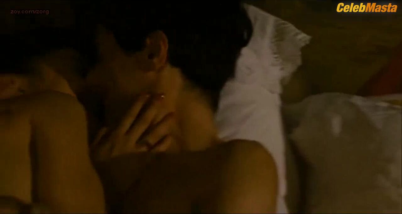 Maria Valverde ’s Sexy Scene From La Mujer Del - Photo 5 of 5