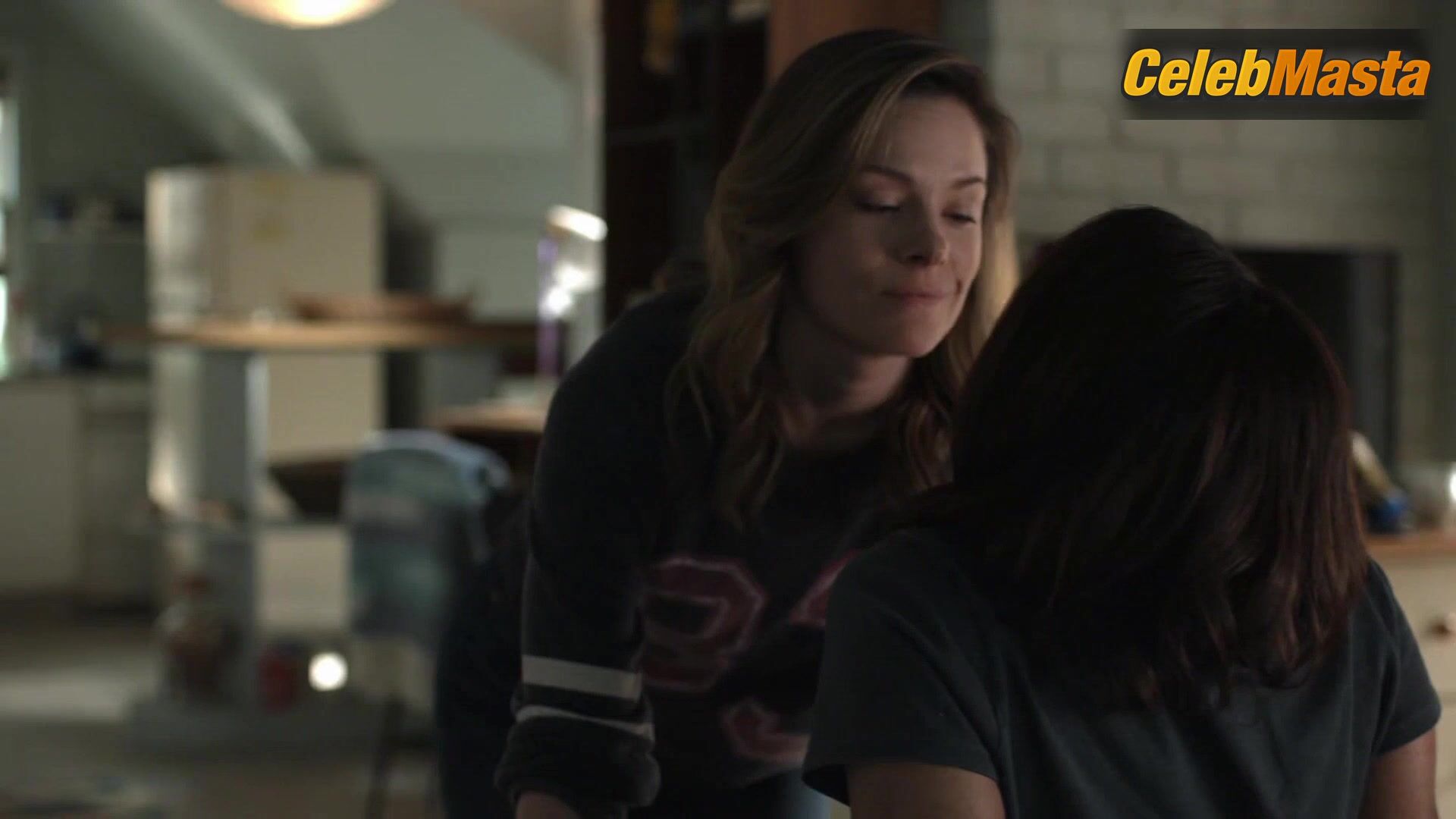 Monica Raymund And Tonya Glanz Share Lesbian Scene In - Photo 1 of 5