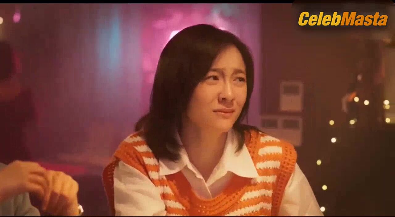 Hwang Se-on ’s Racy Scene In Forbidden Fairytale - Photo 1 of 5 photo 4