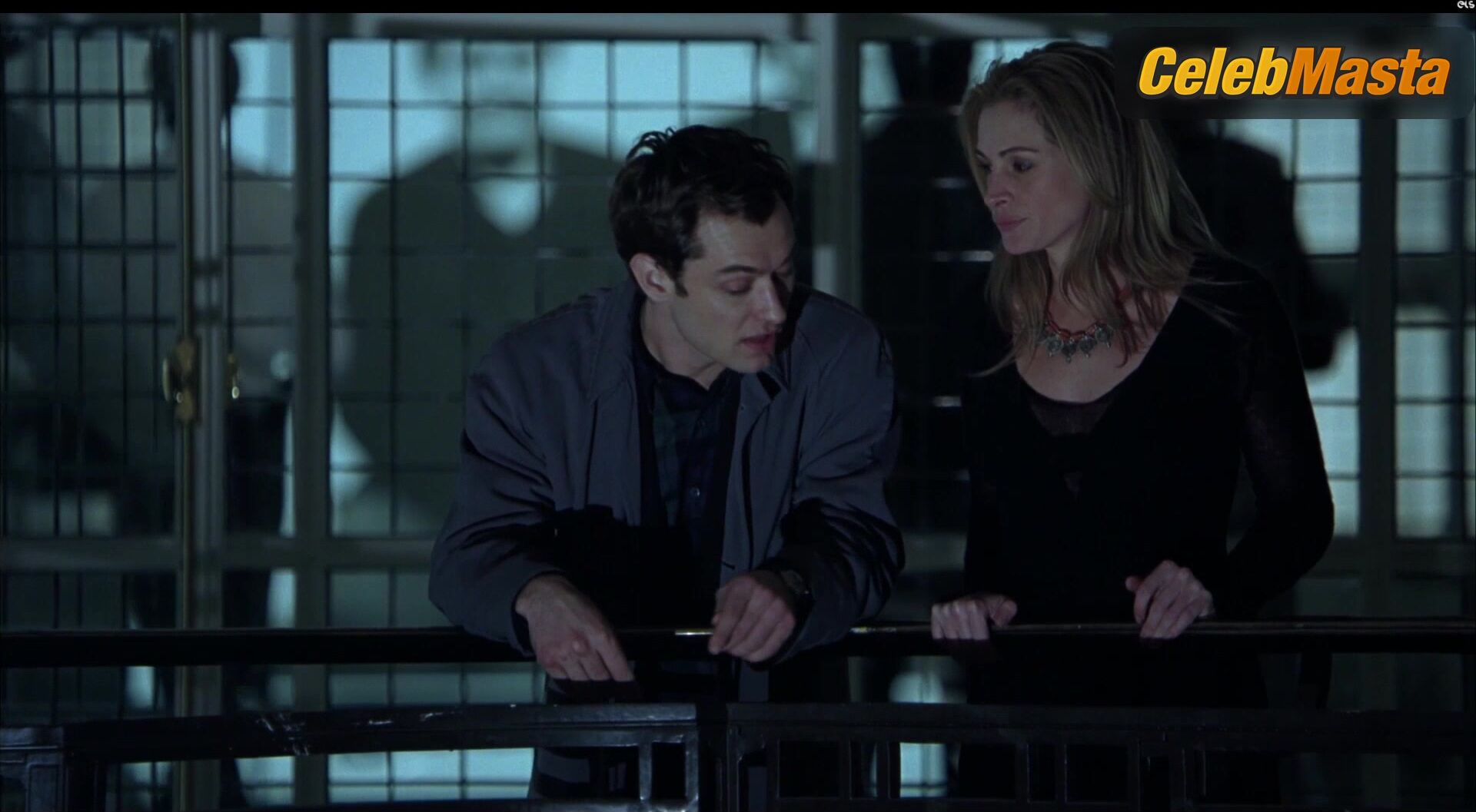 Julia Roberts Steamy Scene In Closer - Photo 2 of 5 photo 1