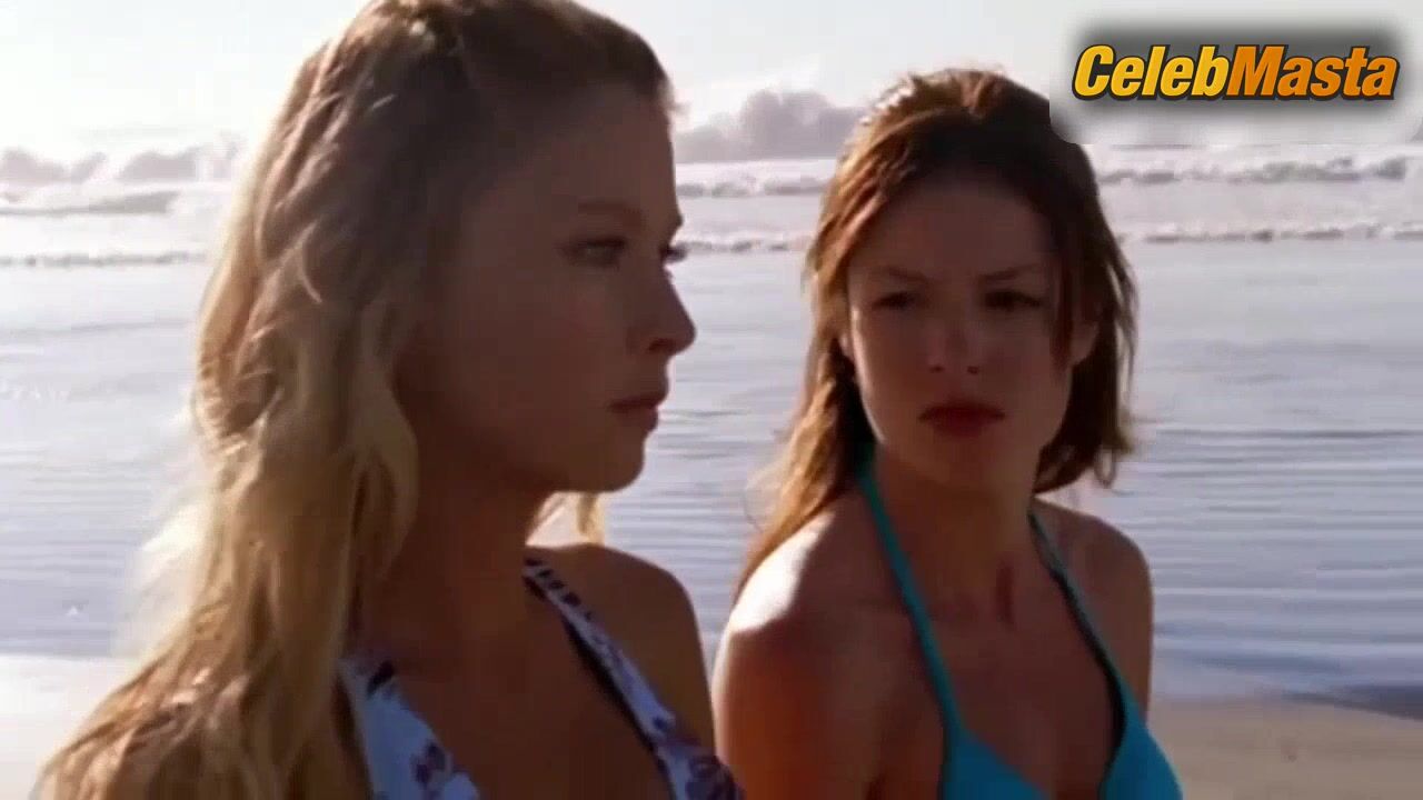 Aubrey Dollar Elisabeth Harnois And ’s Swimsuit - Photo 1 of 5 photo 2