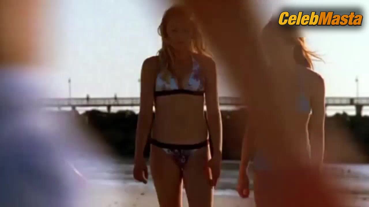 Aubrey Dollar Elisabeth Harnois And ’s Swimsuit - Photo 1 of 5 photo 5